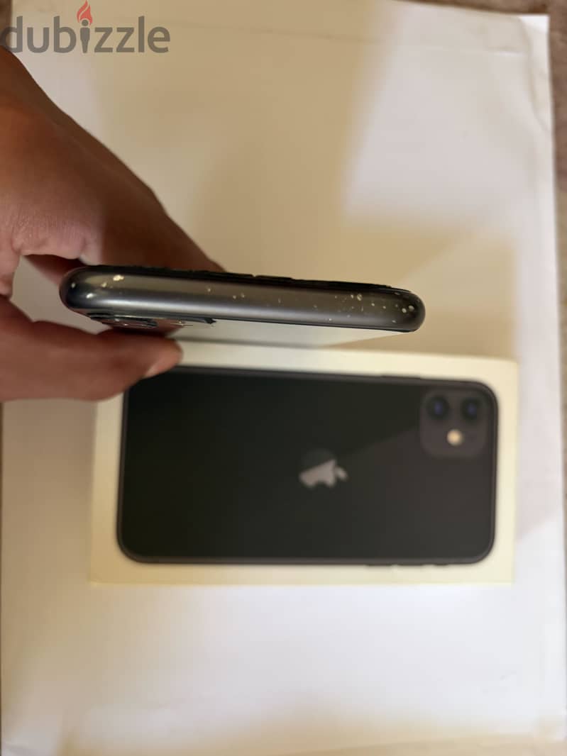 Apple - iPhone 11 4