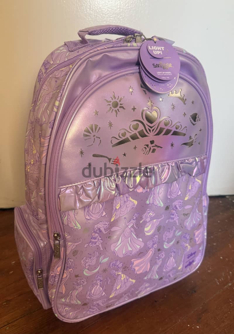 Smiggle Bag with full components 3