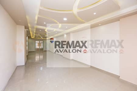 Apartment for sale immediate receipt 155 m Janaklis (Moustafa Pasha Street)
