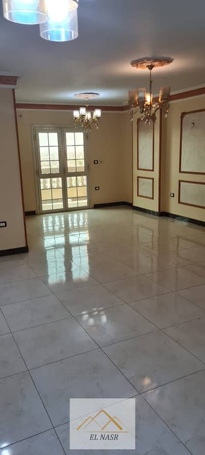 200 sqm apartment for rent on the main Mostafa El-Nahas Street – suitable for administrative or residential use.