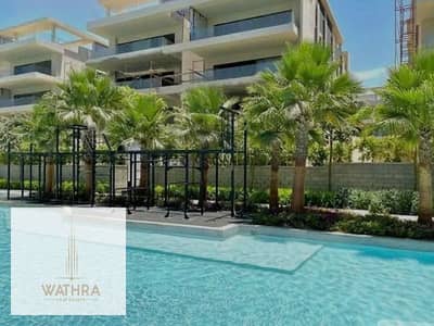 شقة فاخرة للايجار مفروشة بالكامل فرش فندقي في lake view