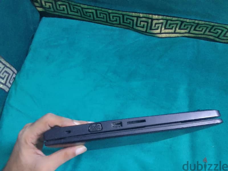 لابتوب Dell 3