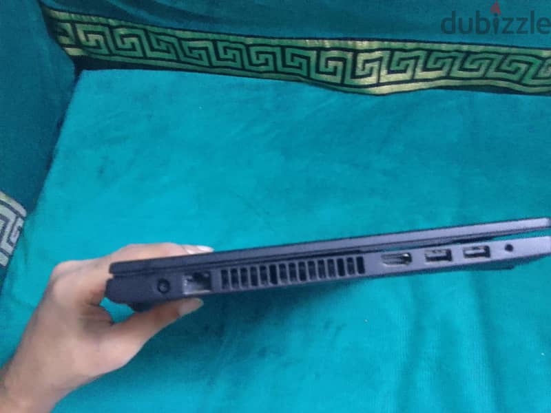 لابتوب Dell 4