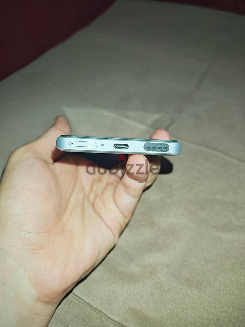 Realme GT 6 1