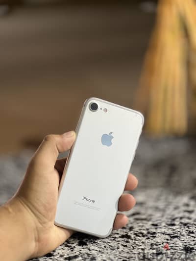 آبل - آيفون 7