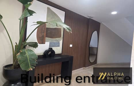 شقة أول استخدام شبه مفروشة للإيجار في فيليت سكاي كوندوز