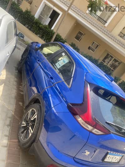 Mitsubishi Eclipse 2023 Mid line فئة تانية