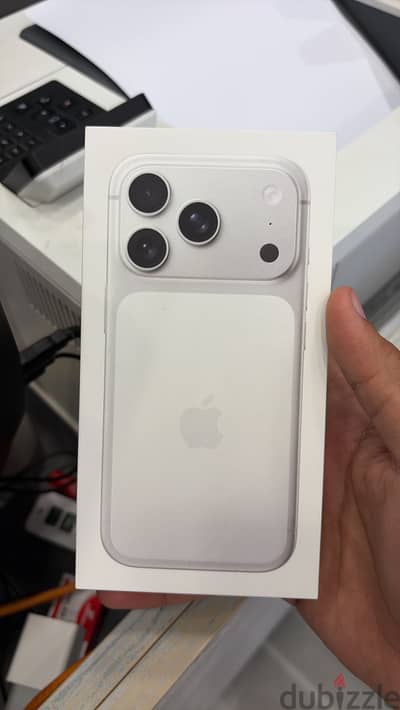 Apple - iPhone 17 Pro