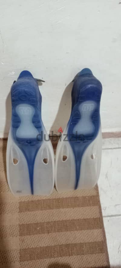 زعانف بروماستر promaster
