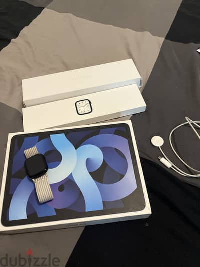 Apple Watch and iPad Air 4 used