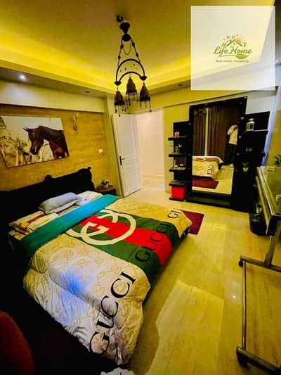 Furnished apartment for rent in Al Rehab, three bedrooms, ground floor, close to Avenue Mall
