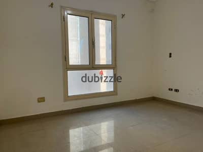 180m apartment in Miami, 4 rooms and reception, 2nd floor, near the sea