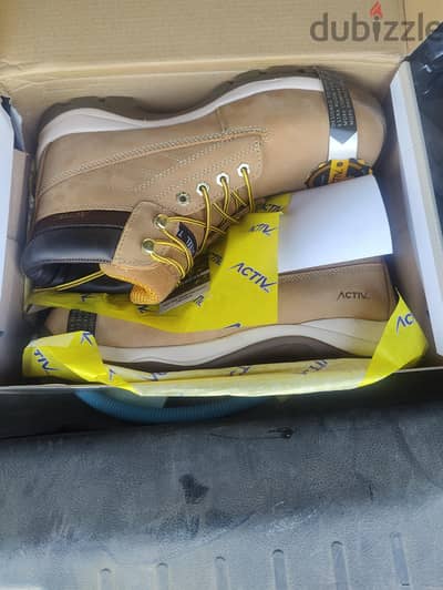 safety shoes active  سيفتي شوز اكتيف