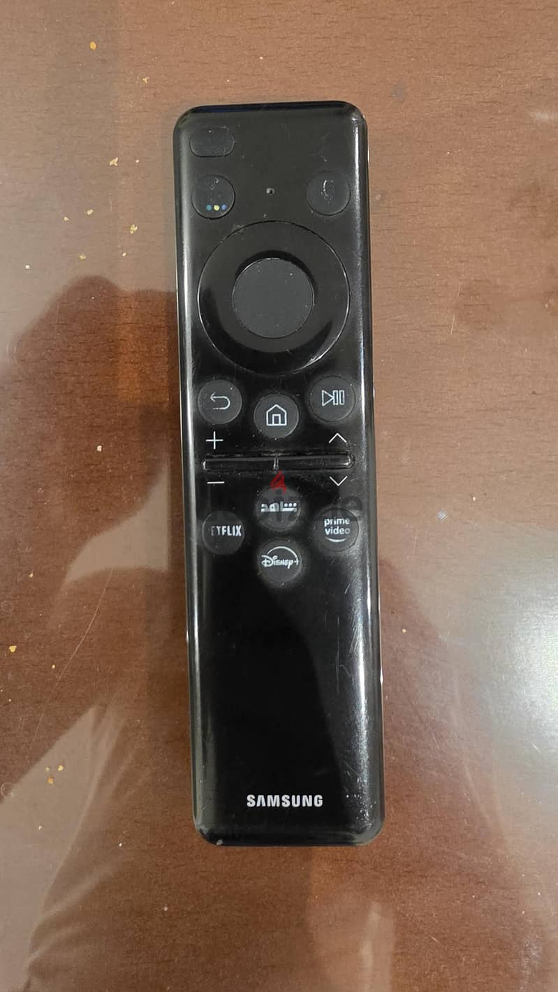 SAMSUNG CU8000 1