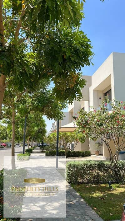 Last available ready-to-move-in villa in Al Burouj, fully finished to a high standard, with a spacious 374 sqm layout.