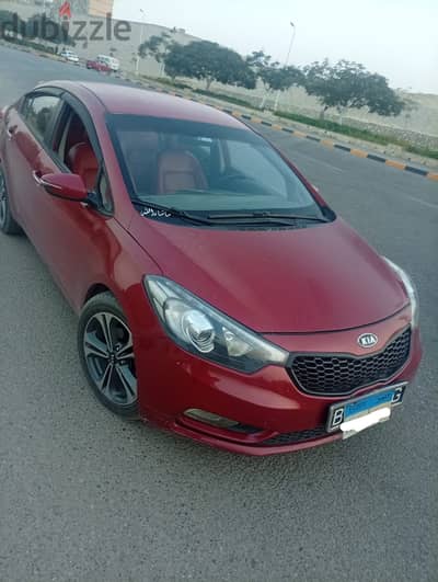 كيا سيراتو 2016 الفئة الثالثة خليجي حالة ممتازة Kia Cerato 2016
