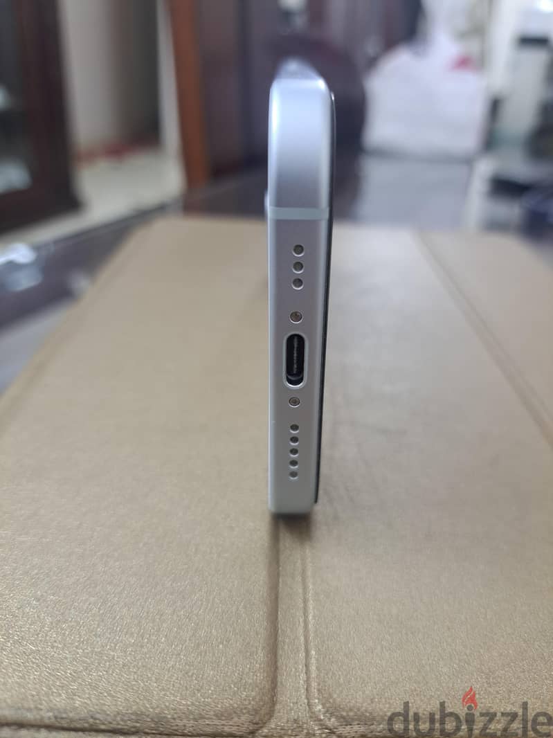 Apple - iPhone 15 4