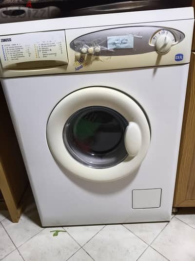 غسالة زانوسى اكوا تك 5 كيلو