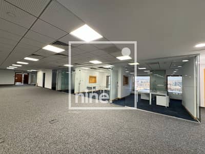 مكتب متشطب بالكامل للإيجار Fully Finished Office for Rent على شارع التسعين الشمالي ، القاهرة الجديدة | 600 متر | أقل سعر في السوق | 1,400 جنيه للمتر