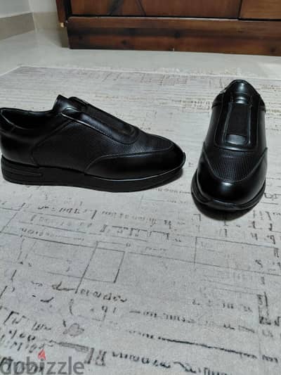 semi casual shoes