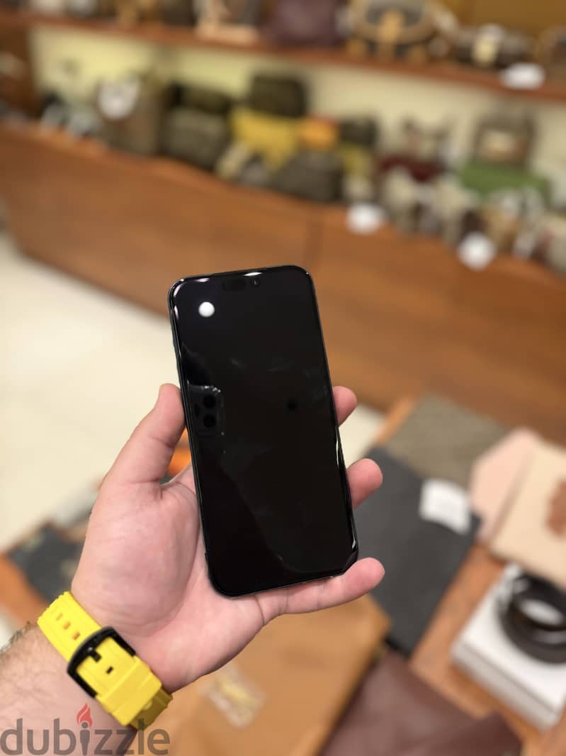 Apple - iPhone 17 Pro Max 1