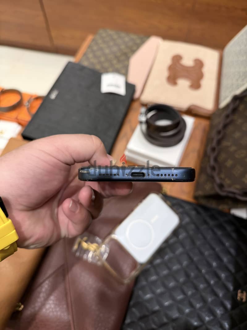 Apple - iPhone 17 Pro Max 2