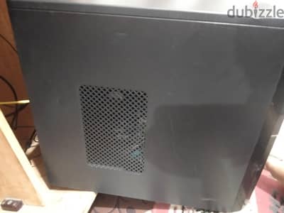 كمبيوتر بكرت خارجي وهاردن واحد ssdو hdd