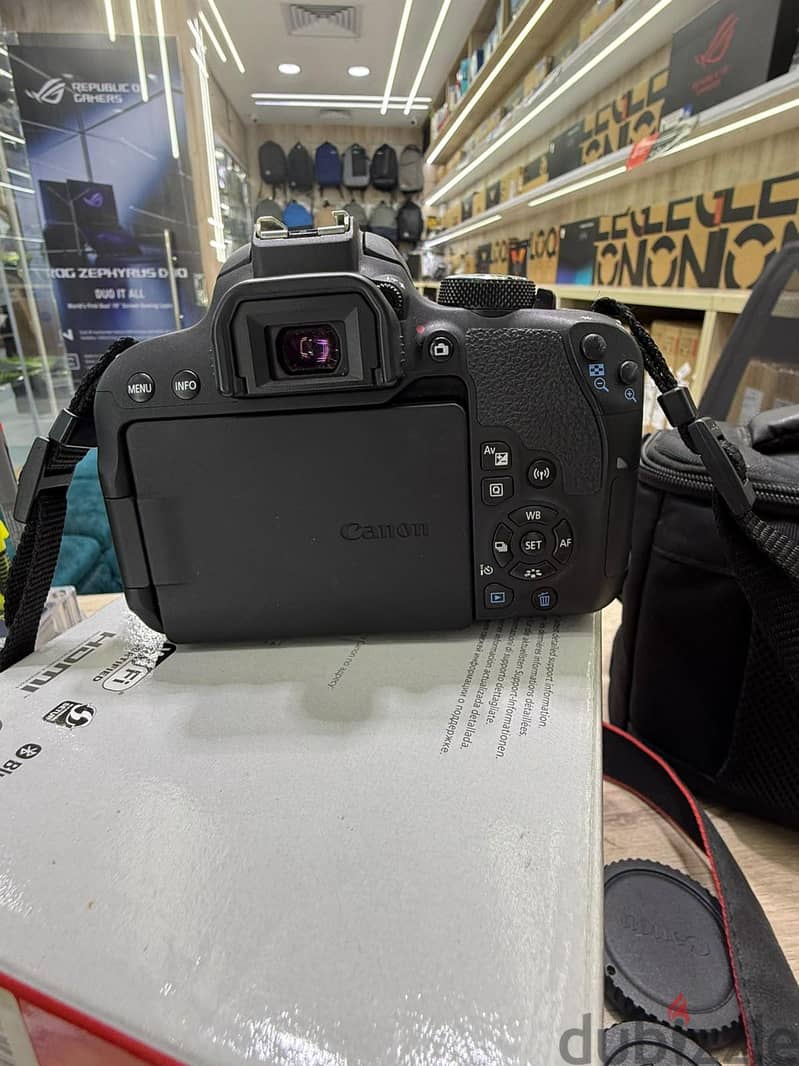 Canon eos 800d 4