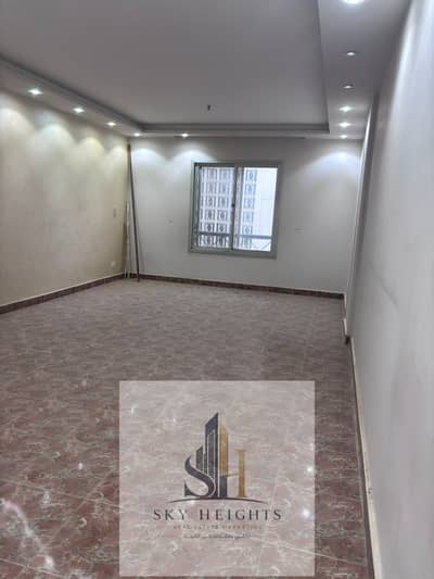 شقة اول سكن 123م للبيع بمدينة الرحاب