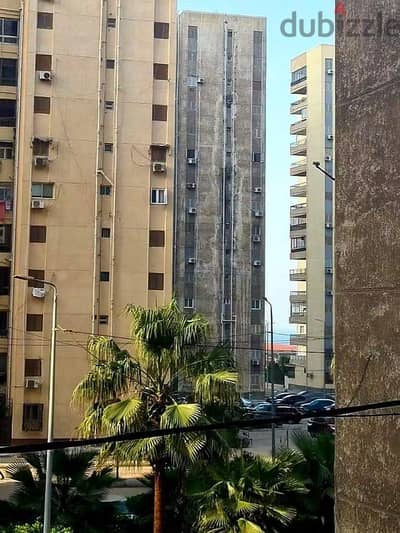 للايجار السنوي شقه ١٥٠ متر ٣ غرف عمارات الضباط مصطفي كامل