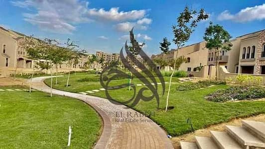 شقة متشطبة للبيع في ذا سكوير التجمع الخامس استلام فوري اقل من سعر السوق موقع مميز the square