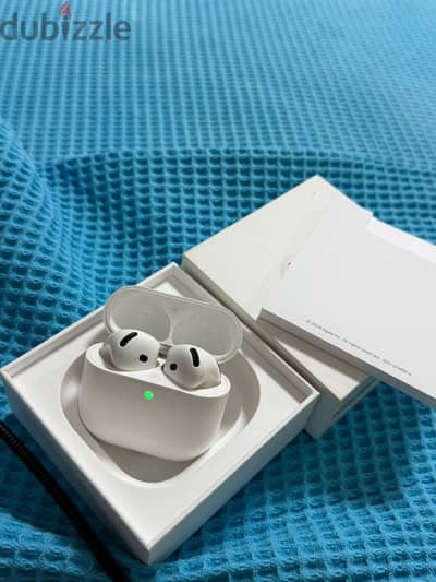 AirPods 4