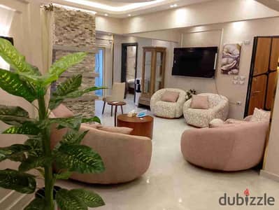 Hotel apartment near Safir Hotel, area for daily and monthly rent for families for elegant and distinguished living in Dokki