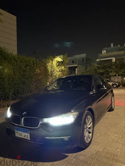 BMW 318 2019