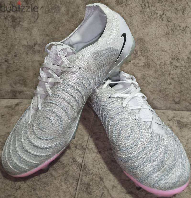 Nike Phantom size 39 1