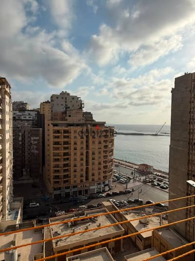 Apartment for sale, super lux, three rooms and reception, three pieces, two bathrooms, 2 elevators, 160 meters