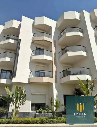 Apartment for sale in Al-Jar, Sheraton (Heliopolis)—fully finished, including air conditioning and kitchen cabinetry. Available with a 5% down payment