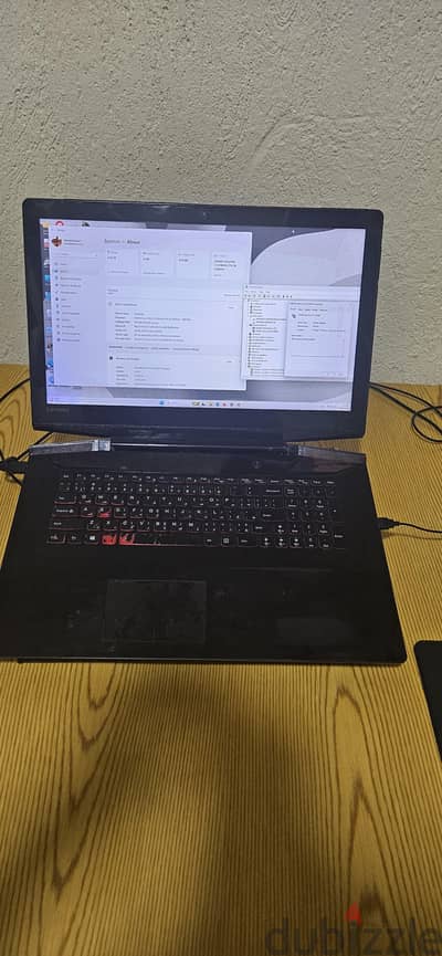 Lenovo idea pad y700 17inch display i7