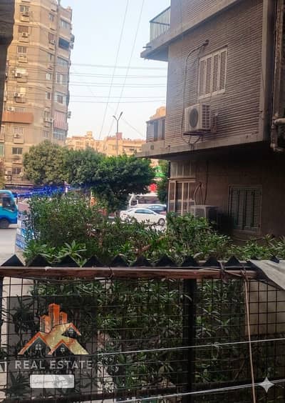 للبيع شقة ارضى بجنينة مصر الجديدة