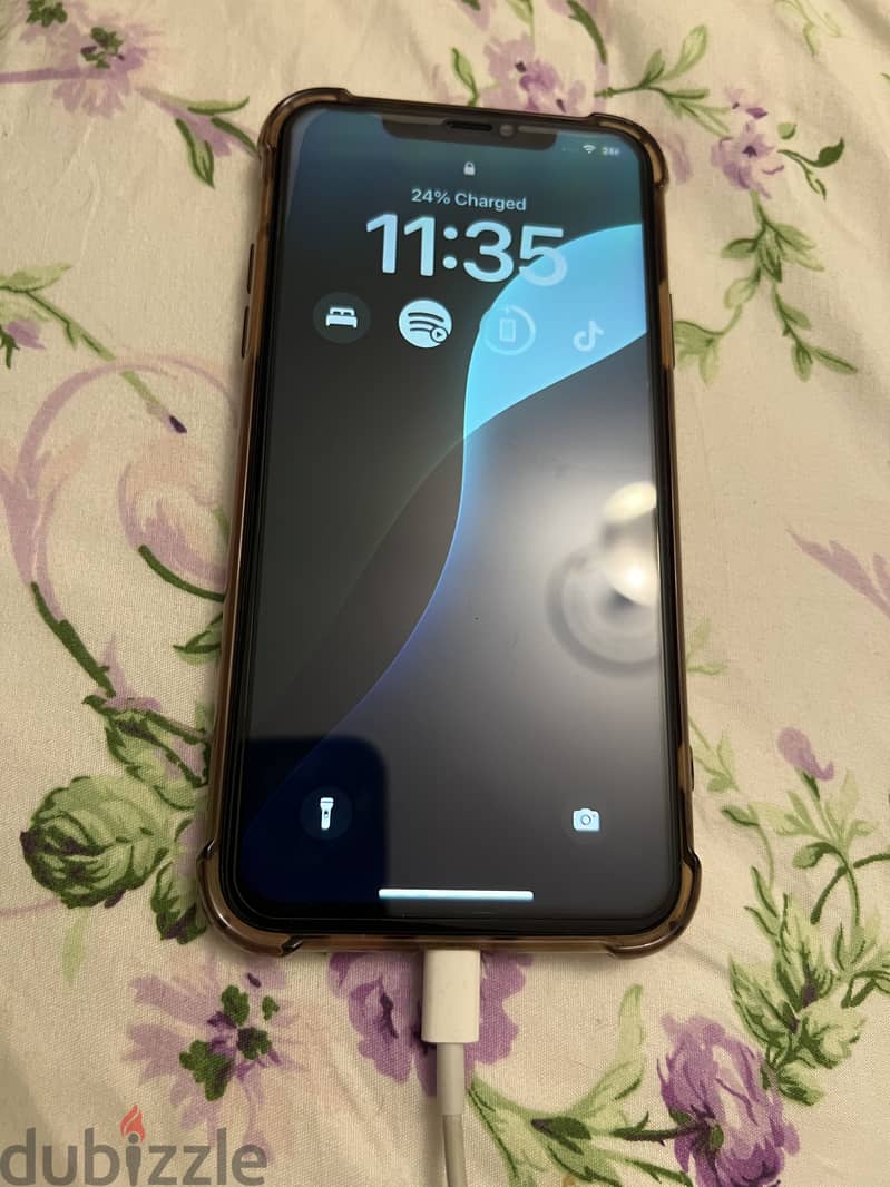Apple - iPhone 11 Pro Max 1