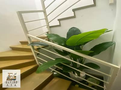 Luxury Penthouse with 100m Roof for Sale in Fifth Square Al Marasem