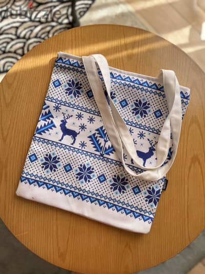 Tote bag