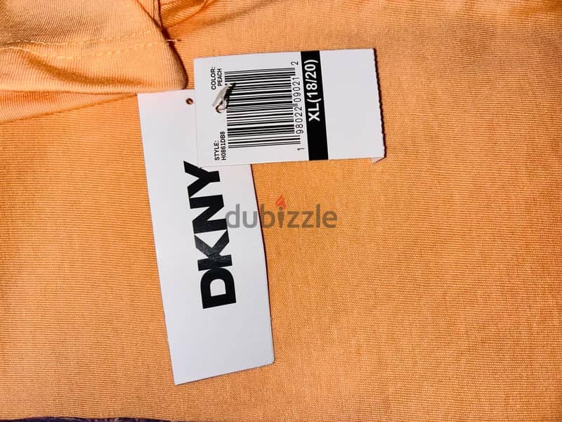 Dkny teeshirt size (18/20) 1