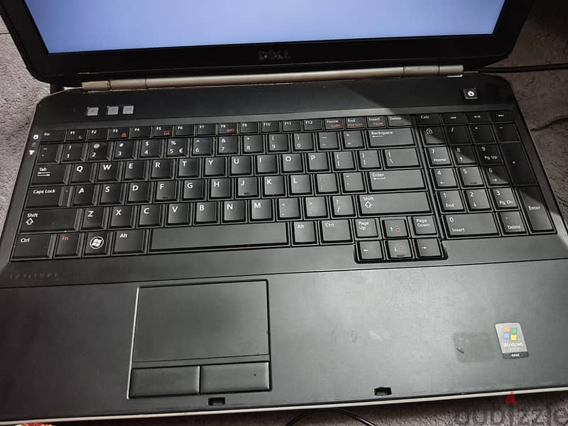 لابتوب Dell 5