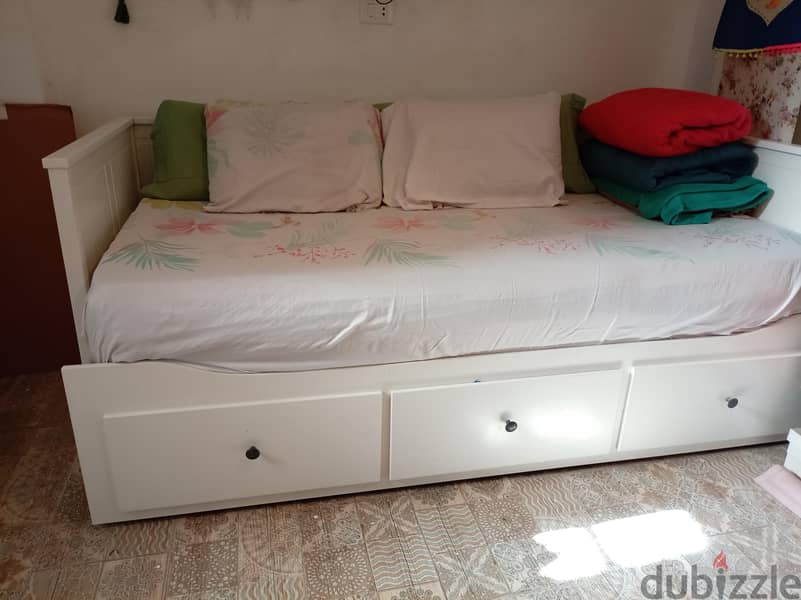 IKEA DAY BED AS NEW 2