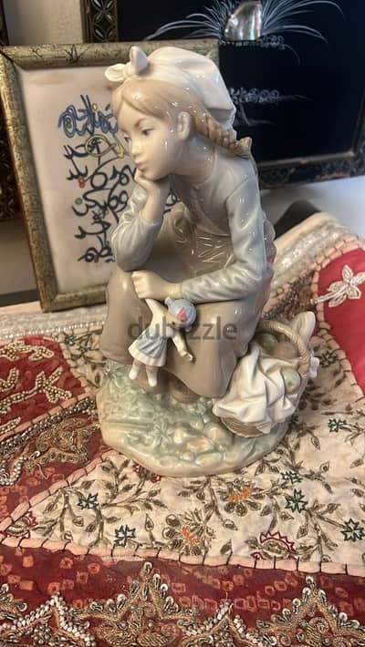 تماثيل Lladro  للبيع