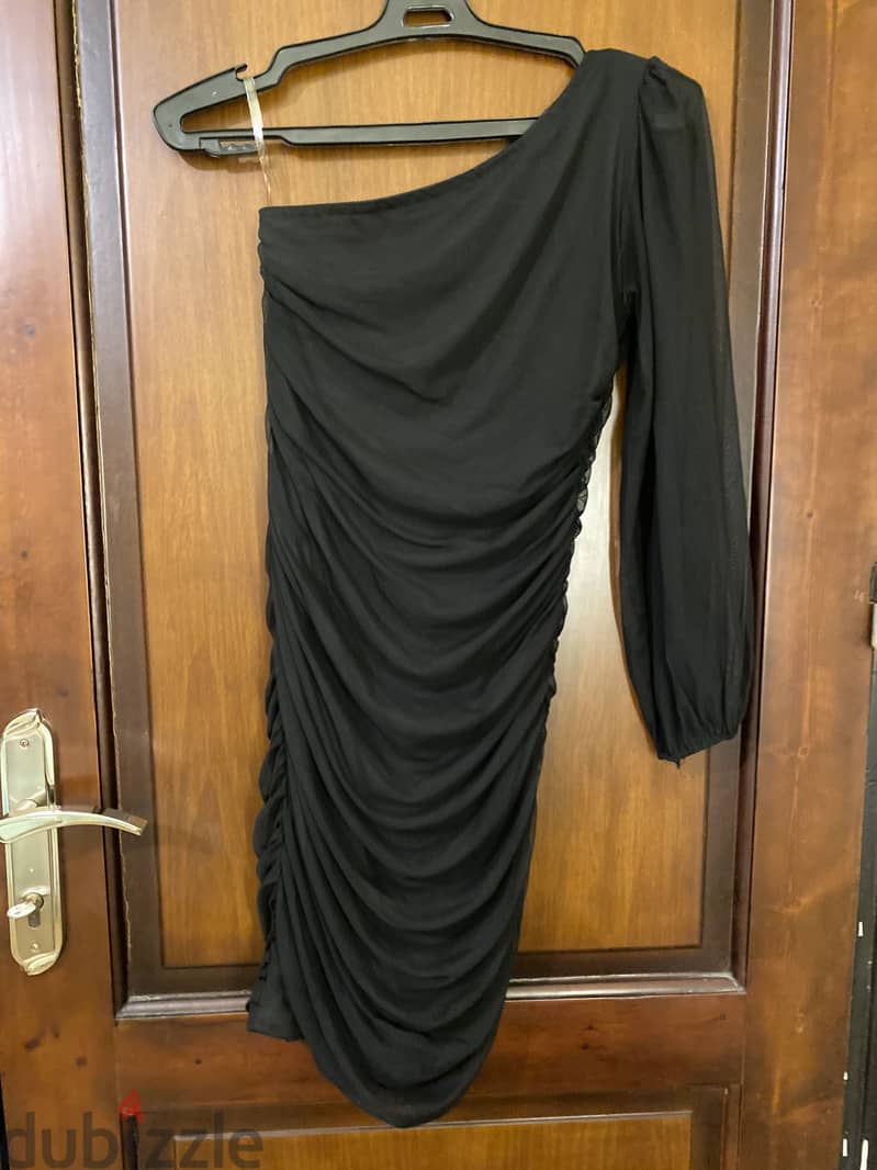Black one shoulder dress 2