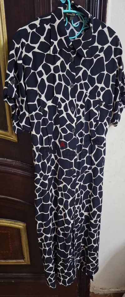 دريس Massimo Dutti