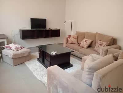 ستوديو مفروش داخل فيلا في الحي السابع بحديقه بمدخل خاص