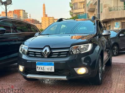 رينو سانديرو ستيب واى 2023